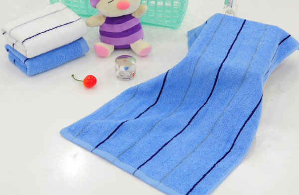 智陽(yáng)藍(lán)色條紋兒童毛巾