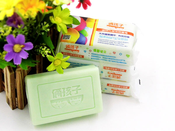 倆孩子嬰幼兒尿布抑菌皂