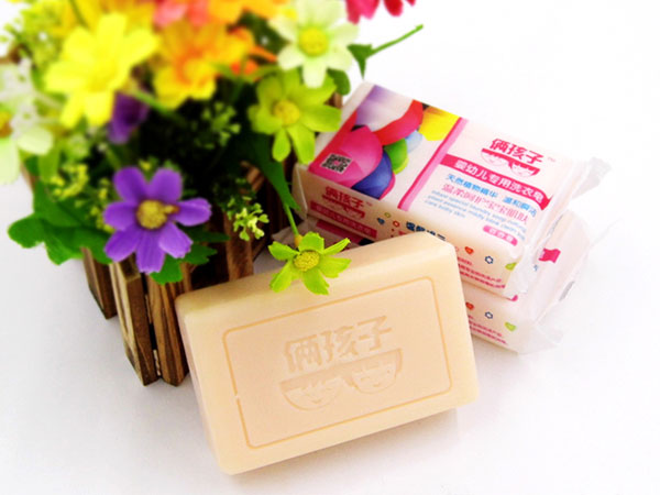 倆孩子?jì)胗變簩S孟匆略恚ㄓ裉m花)