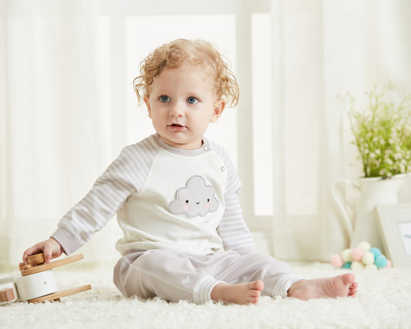 素芽嬰幼服飾.jpg 素芽嬰幼服飾.jpg
