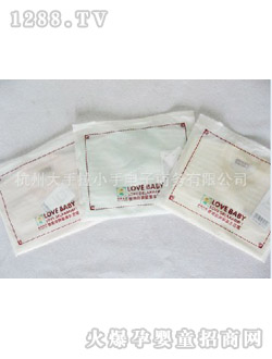 哆啦小貝嬰兒V領衫