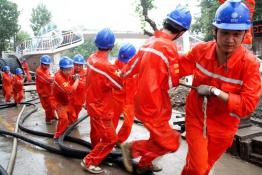 戰(zhàn)高溫、斗酷暑”服務(wù)政府重點民生工程建設(shè)