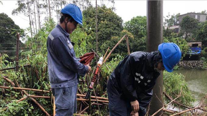      截止9月17日16時(shí)，受臺(tái)風(fēng)“山竹”影響停電的居民全部恢復(fù)供電。