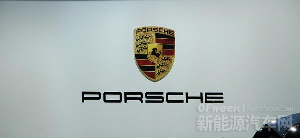 上海進(jìn)博會(huì)汽車(chē)科技前瞻：德系、美系、日韓同臺(tái)競(jìng)技
