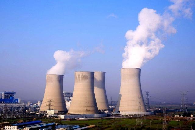 我國的火電廠燃燒一噸的煤礦，能產(chǎn)生多少電量？